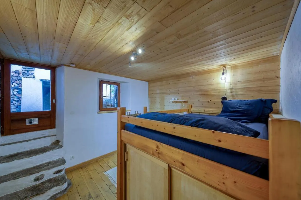 Chalet View On Vanoise Mountain - 3 Bedrooms 70M2 Cevins France